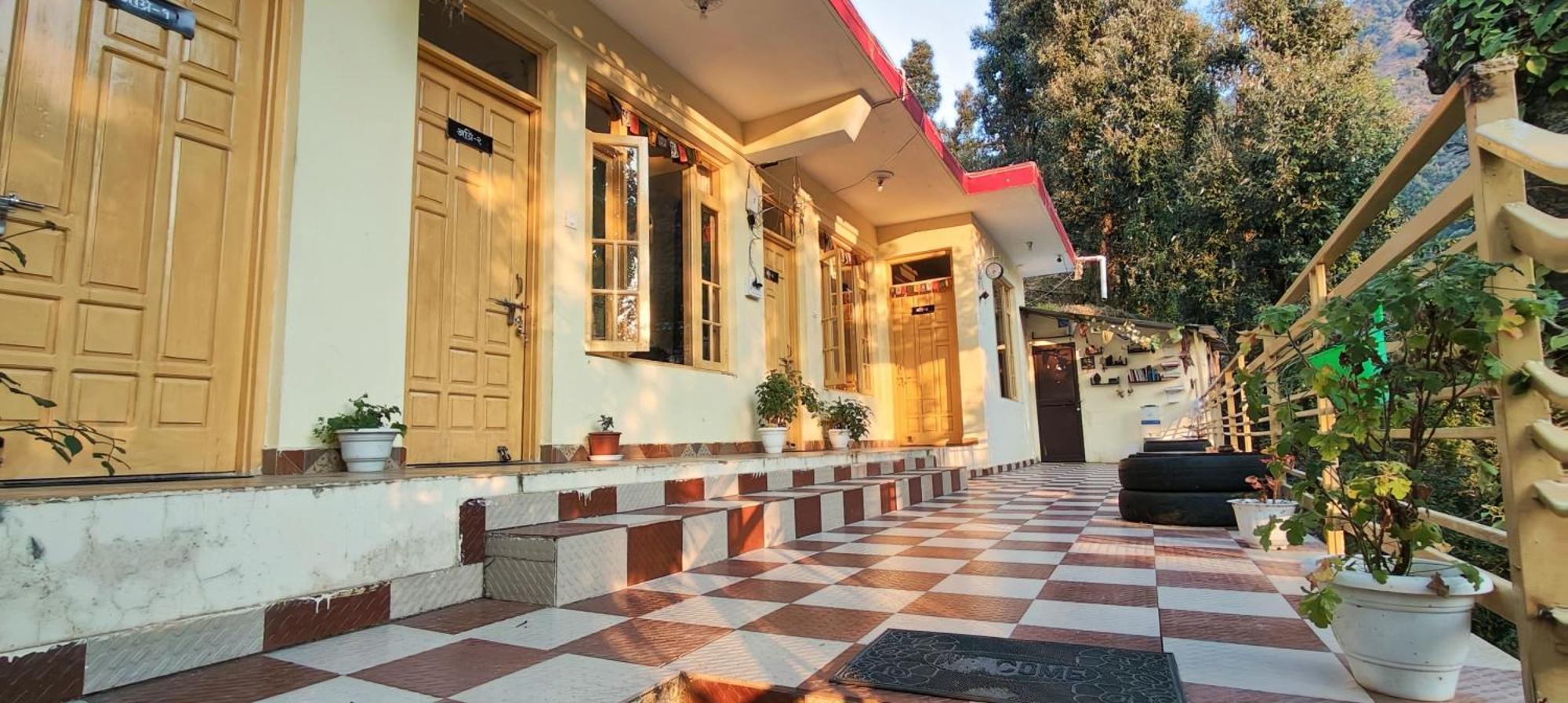 Bed and Breakfast The Unmad - Dharamkot à Dharamshala Extérieur photo