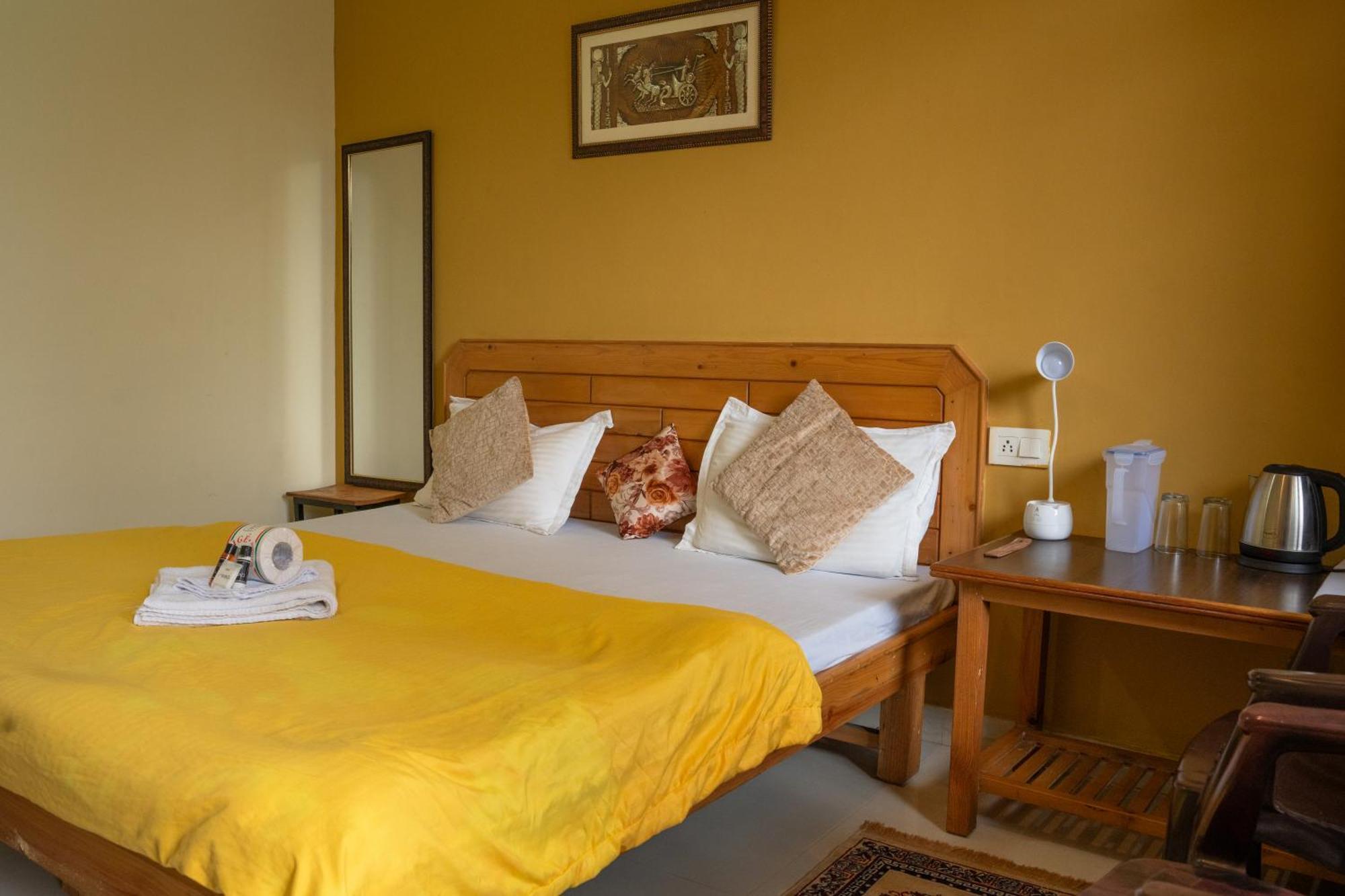 Bed and Breakfast The Unmad - Dharamkot à Dharamshala Extérieur photo